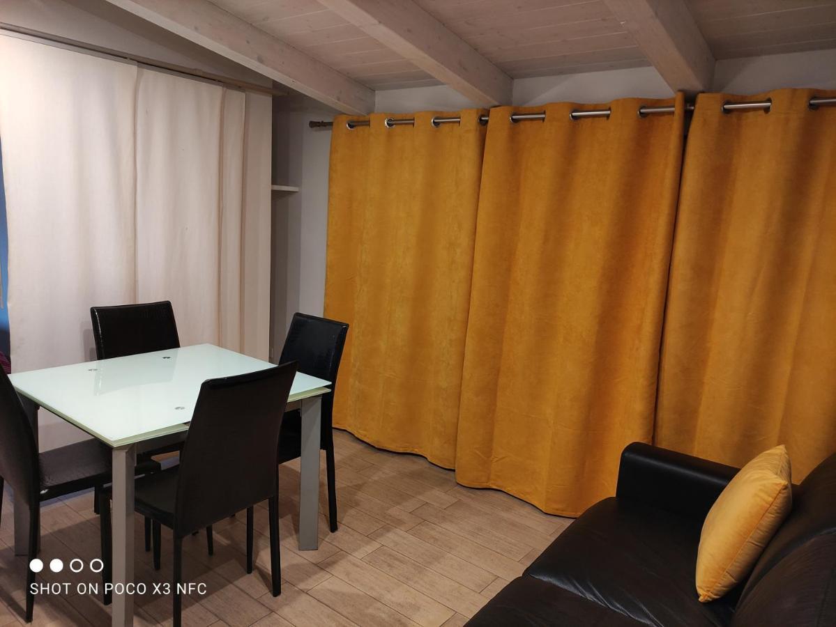 Albergo Diffuso Dimora Rossi B&B 图里 外观 照片