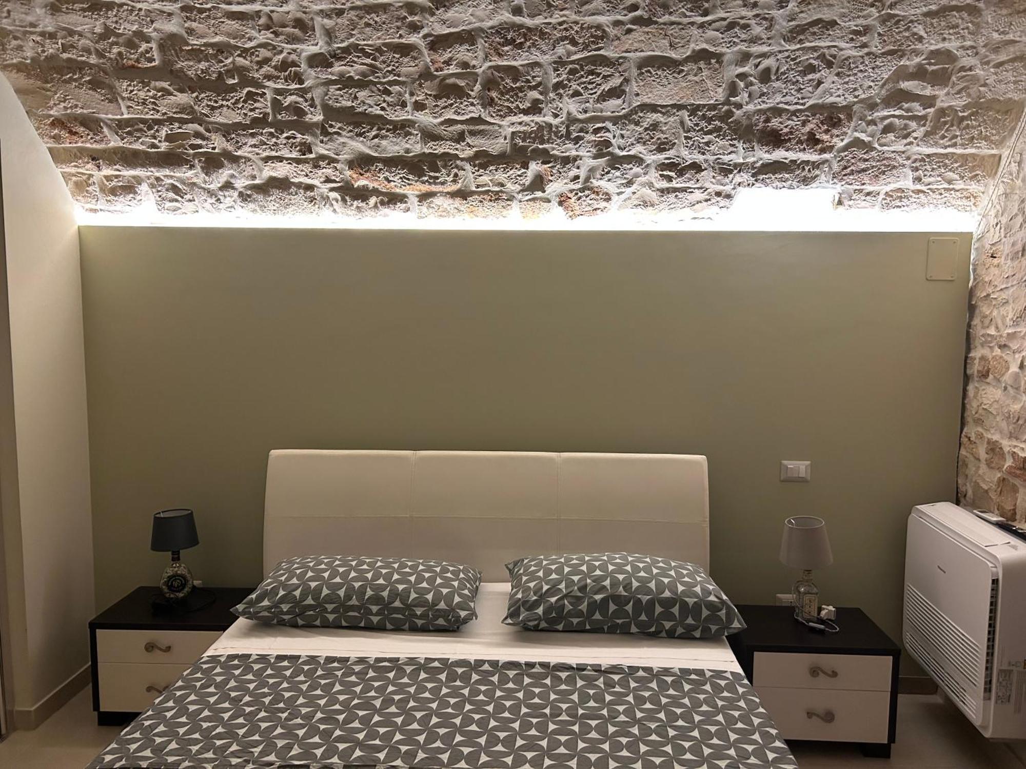 Albergo Diffuso Dimora Rossi B&B 图里 外观 照片